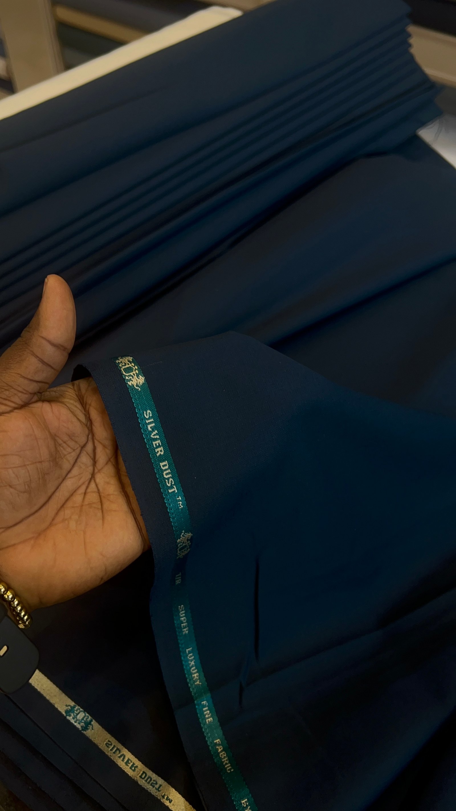 TURQUOISE SILVER DUST 